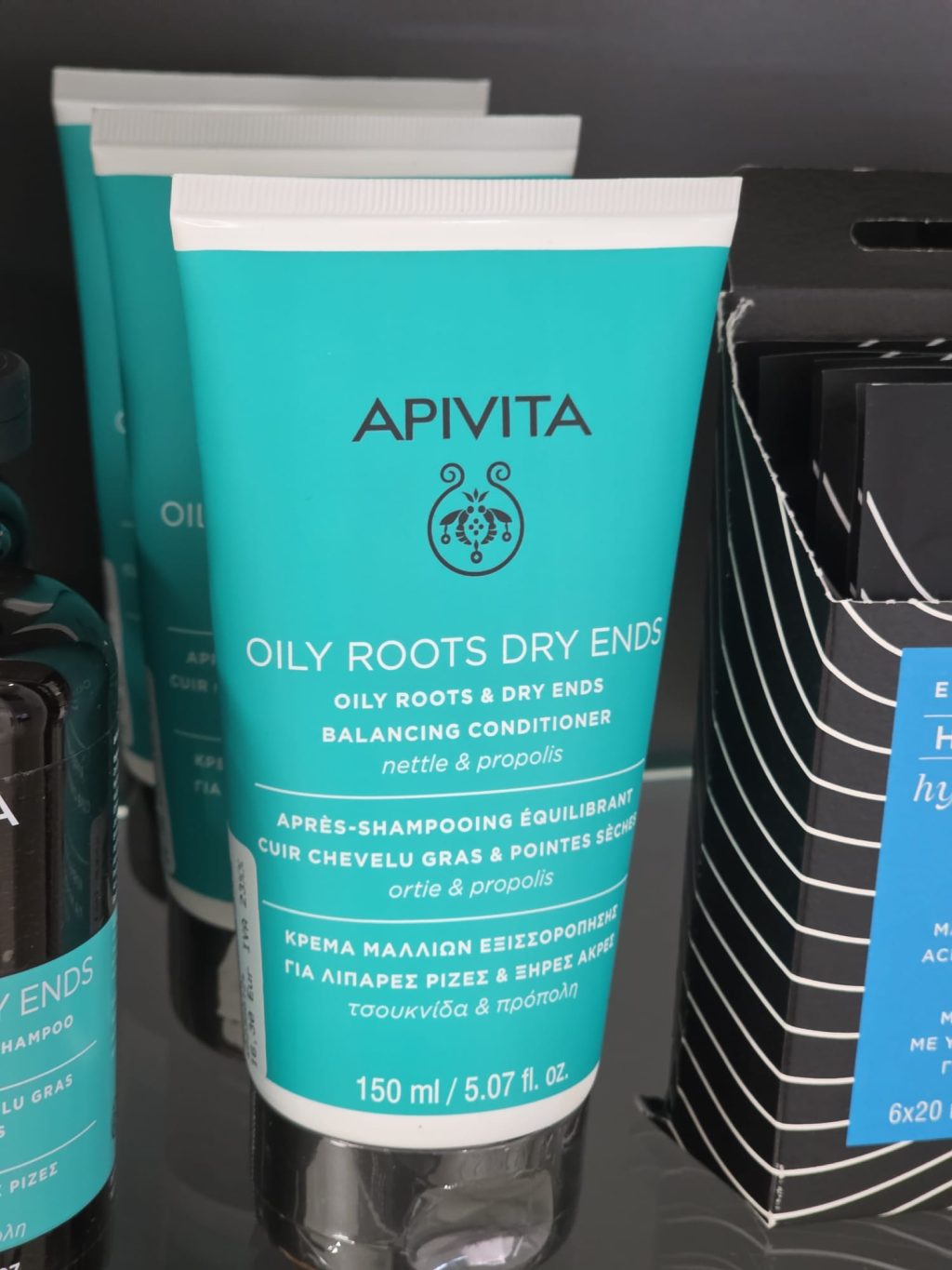 APIVITA Amaciador Equilibrante para Raízes Oleosas & Pontas Secas – 150ml